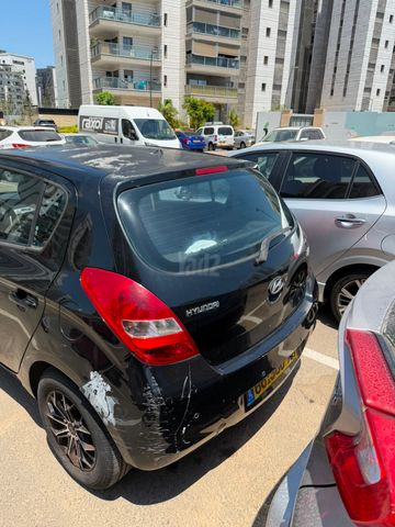 יונדאי i20