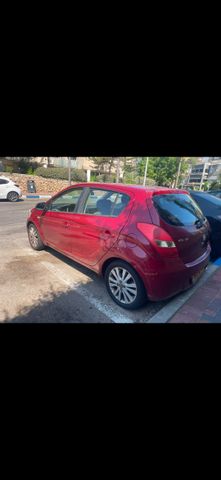 יונדאי i20
