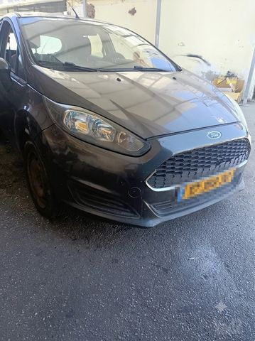מודעת רכב פורד פיאסטה