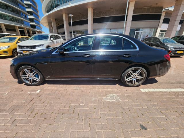 מרצדס-בנץ E-class