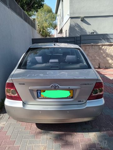 טויוטה קורולה