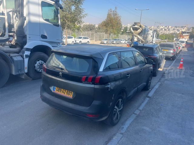 פיג'ו 5008