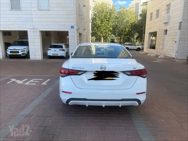 ניסאן סנטרה