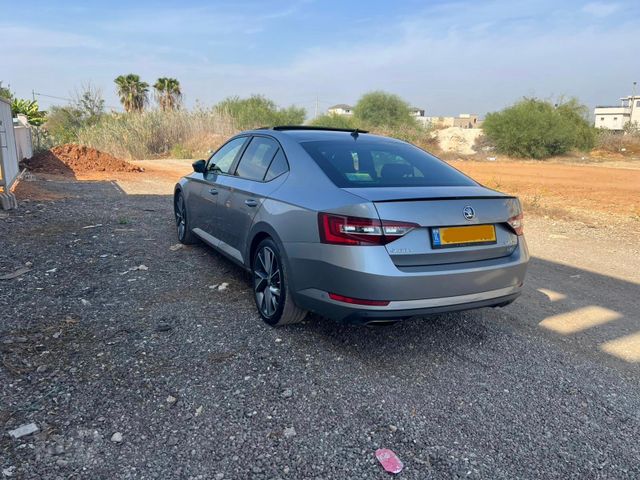 סקודה סופרב