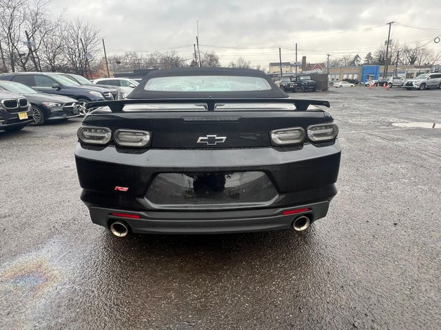 קאמארו 2LT RS אוט׳ קבריולט 3.6 (335 כ״ס)
