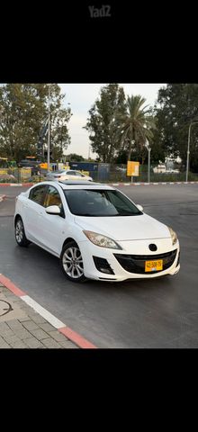 מודעת רכב מאזדה 3