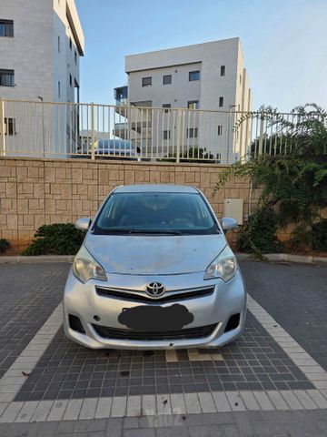 טויוטה ורסו-S
