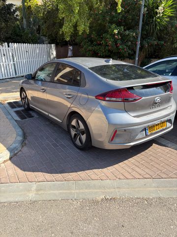 יונדאי איוניק