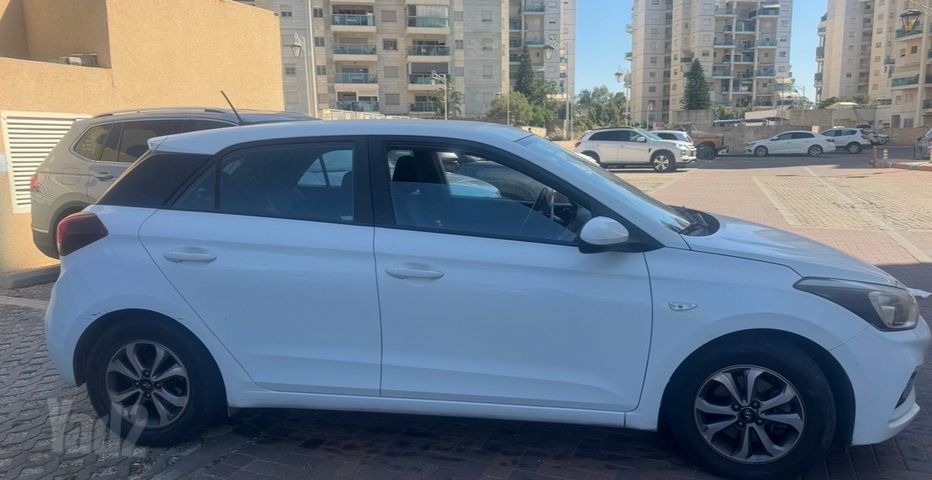 מודעת רכב יונדאי i20