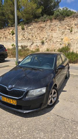 סקודה אוקטביה