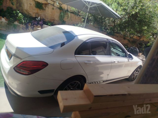 מרצדס-בנץ C-class