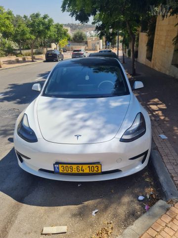 טסלה מודל 3