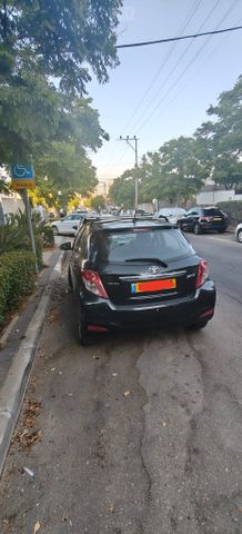 טויוטה יאריס