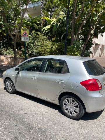 טויוטה אוריס