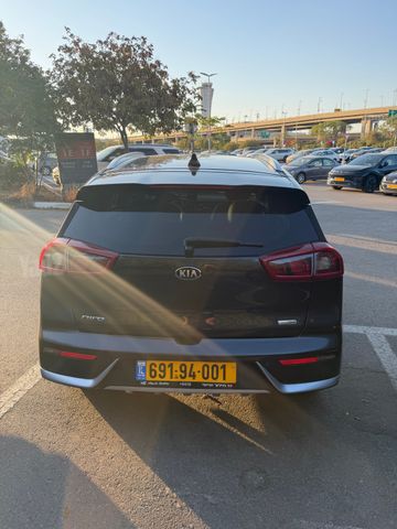 קיה נירו