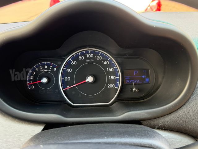 יונדאי i10