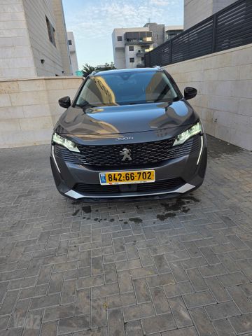 פיג'ו 3008