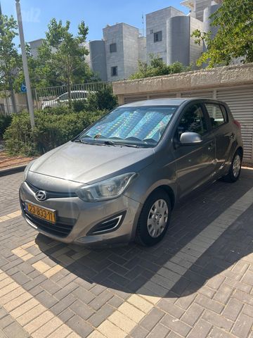 יונדאי i20
