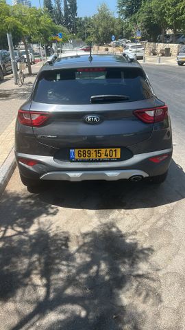 קיה סטוניק