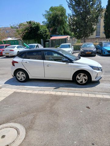 יונדאי i20