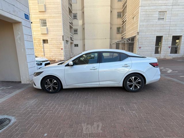 ניסאן סנטרה