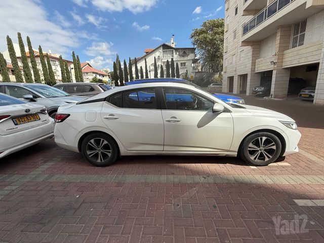 ניסאן סנטרה