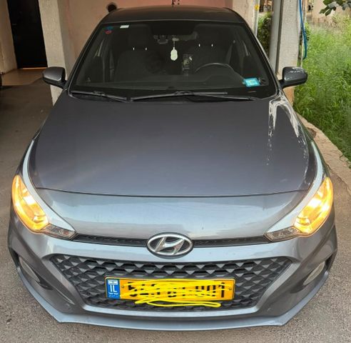 יונדאי i20