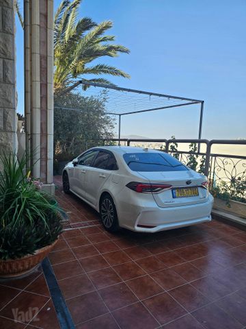 טויוטה קורולה