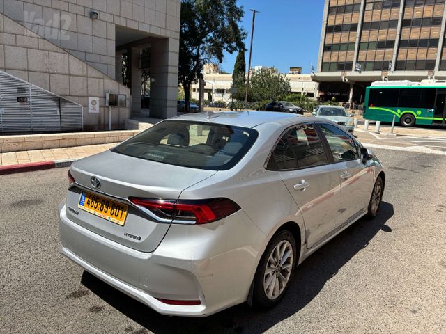 טויוטה קורולה