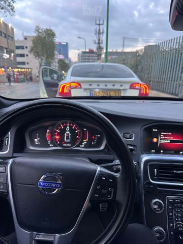 וולוו S60