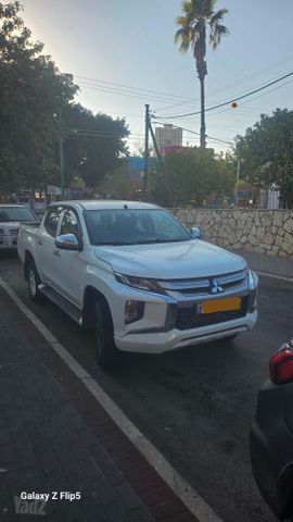 מודעת רכב מיצובישי טרייטון / L200