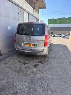 יונדאי H-1 / i800