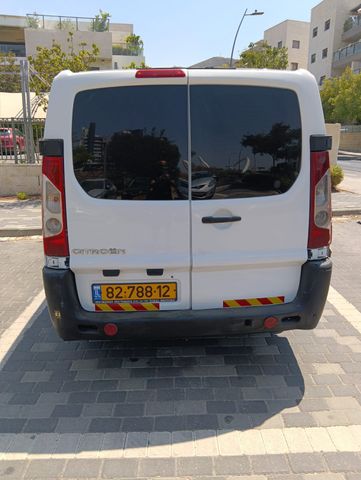 מודעת רכב סיטרואן ג'אמפי