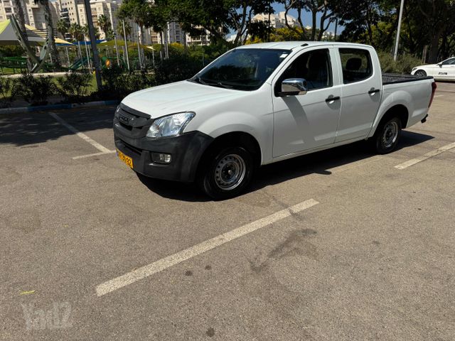 מודעת רכב איסוזו די-מקס 2