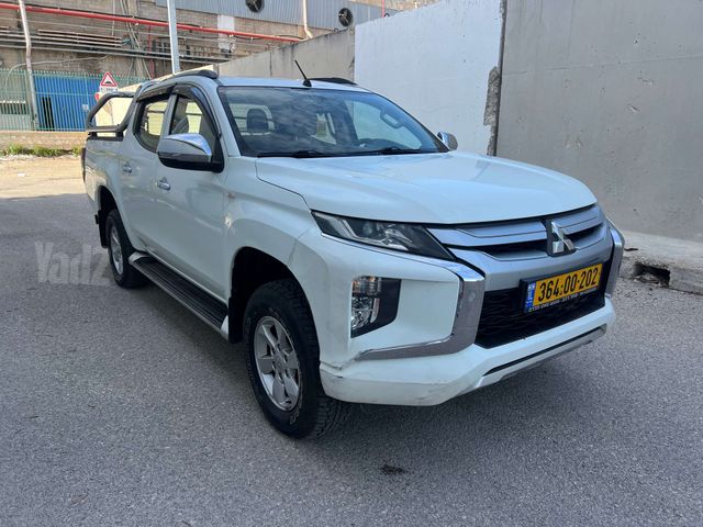מיצובישי טרייטון / L200