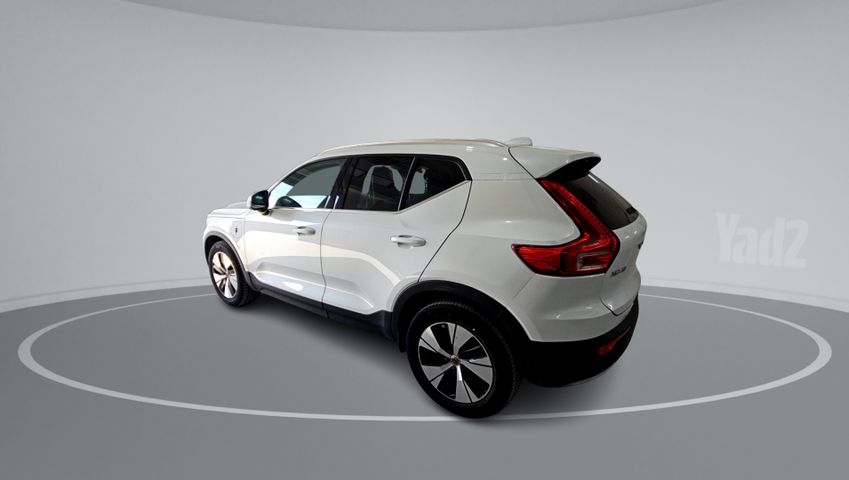 וולוו XC40
