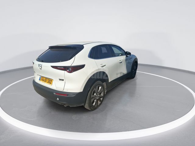 מאזדה CX-30