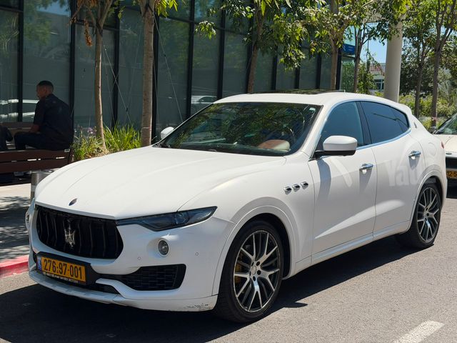 מודעת רכב מזראטי לבנטה
