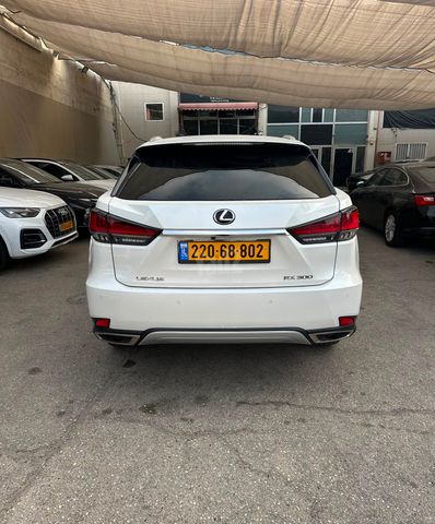 לקסוס RX