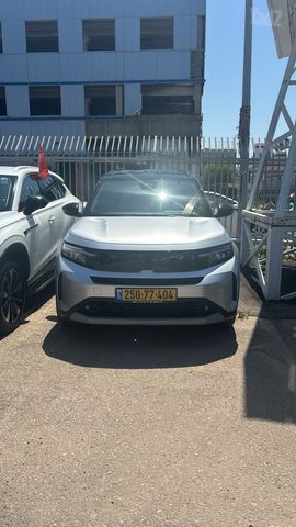 מודעת רכב אופל פרונטרה