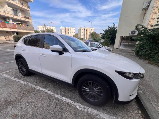 מודעת רכב מאזדה CX-5