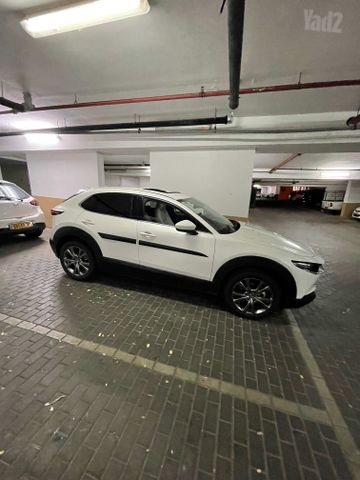 מאזדה CX-30