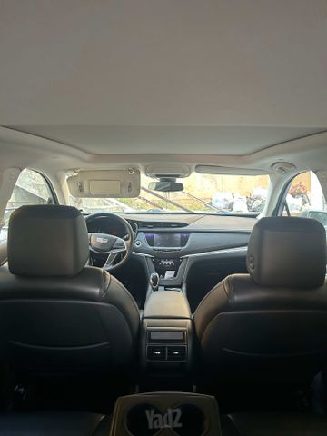 קאדילק XT5
