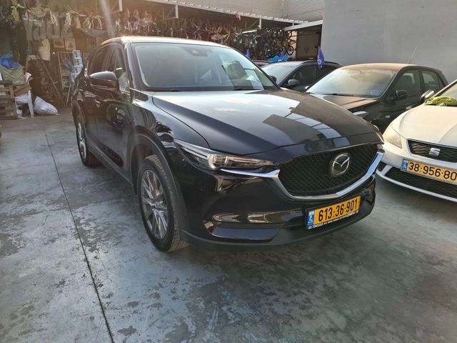 מודעת רכב מאזדה CX-5
