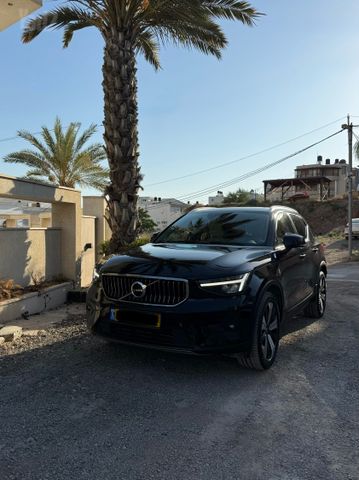 מודעת רכב וולוו XC40