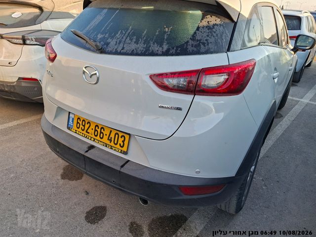 מודעת רכב מאזדה CX-3
