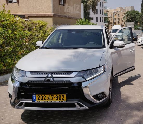 מודעת רכב מיצובישי אאוטלנדר