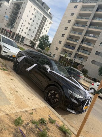 אאודי RS Q8