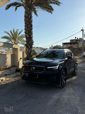 מודעת רכב וולוו XC40