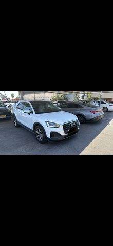 אאודי Q2